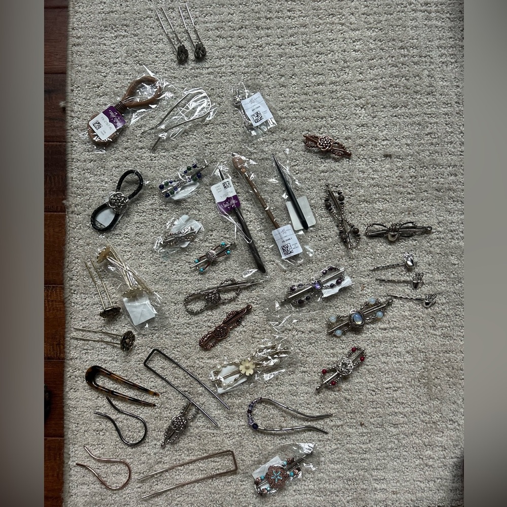 NEW Lot of Lilla Rose Hair Accessories